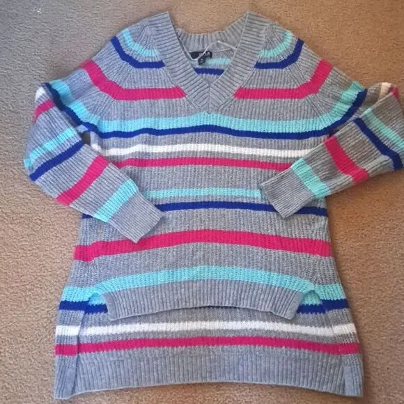 MEDIUM (OVERSIZED) A.N.A SWEATER - Picture 1 of 8